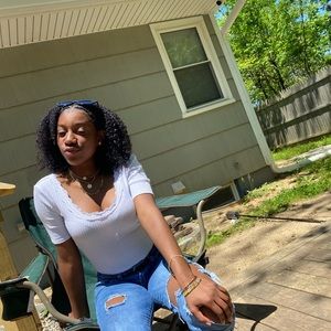 Meet your Posher, Janiya